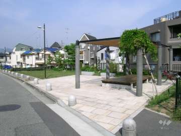 北側の隣接する公園