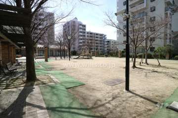 敷地内の公園