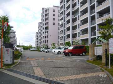 敷地の各所に公園が設けられています。
