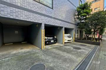 敷地内駐車場（屋内平面式）