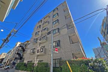 ライオンズマンション月島の外観（北西側から）