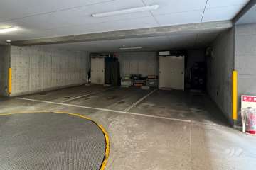 敷地内駐車場（屋内平面式）