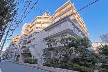 グリーンコーポ月島の外観（南西側から）