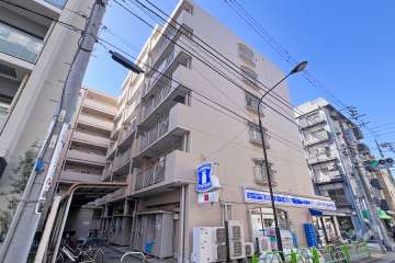 グリーンコーポ月島の外観（北東側から）