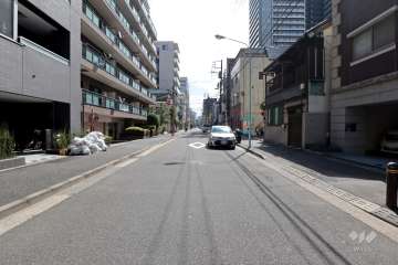 敷地南西側の前面道路