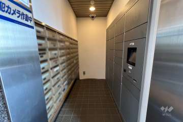 共用ポストと宅配ボックス