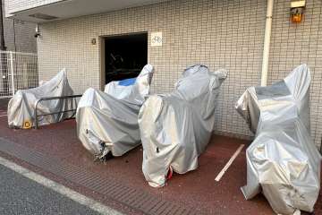 バイク置場　