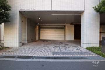 駐車場の出入り口