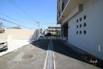 敷地内駐車場（屋外平面式・屋外機械式・屋内機械式）