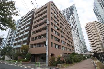 ルミネ東京ベイフロントの外観(南側から)　