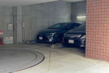敷地内駐車場（屋内平面式）