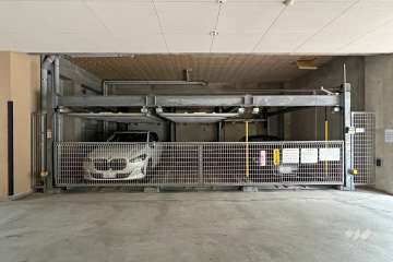 敷地内駐車場（屋内機械式）