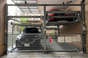 敷地内駐車場（屋内機械式）