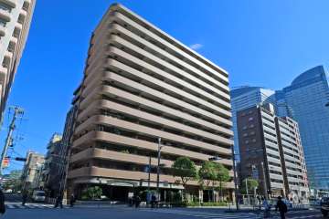 ライオンズマンション勝どきの外観（西側から）