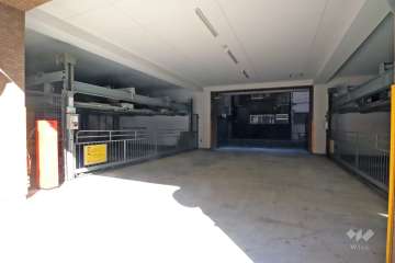 敷地内駐車場（屋外機械式）