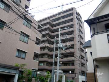 ネオ甲子園の外観