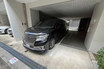 敷地内駐車場（屋内平面式）