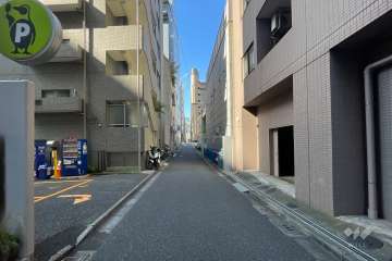敷地南西側の前面道路