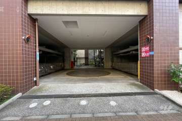 駐車場の出入り口・敷地内駐車場（屋外機械式）
