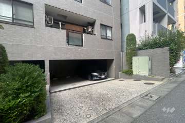 敷地内駐車場（屋内平面式）