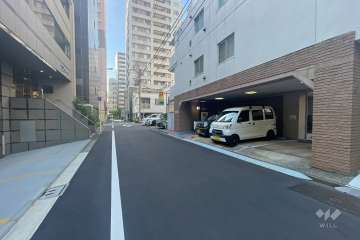 敷地南西側の前面道路