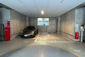 敷地内駐車場（屋内平面式）