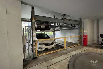 敷地内駐車場（屋内機械式）