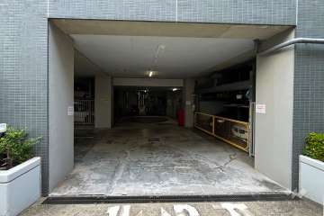 駐車場の出入り口・敷地内駐車場（屋内機械式、屋内平面式）