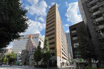 グラーサ東京イーストの外観（西側から）