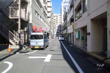 敷地東側の前面道路　