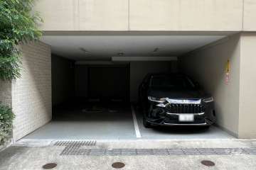 敷地内駐車場（屋内平面式）