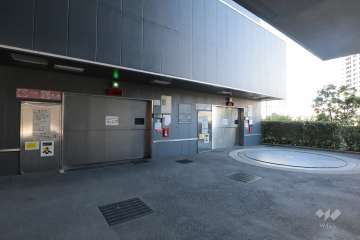 敷地内駐車場(屋内機械式)