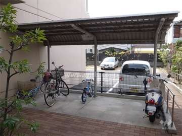 バイク置き場