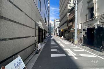 敷地北東側の前面道路