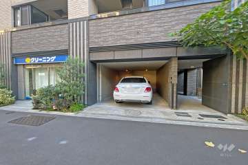 敷地内駐車場（屋内平面式）