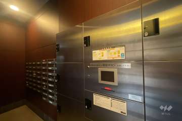 共用ポストと宅配ボックス