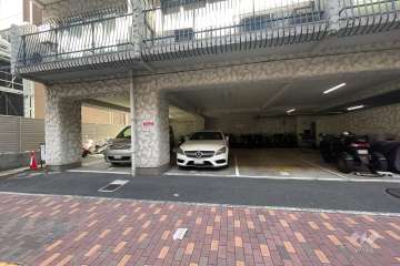 敷地内駐車場（屋内平面式）