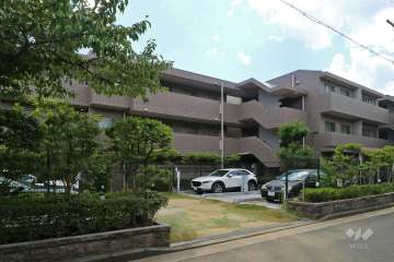 苦楽園一番町パークハウスの外観（北東側から）