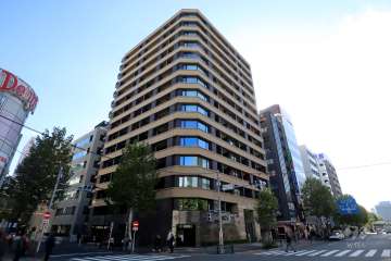 アネシア築地ステーションレジデンスの外観(北側から)