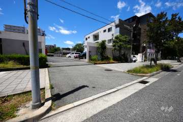 駐車場の出入口