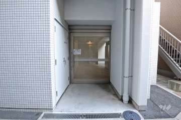 駐輪場の出入り口