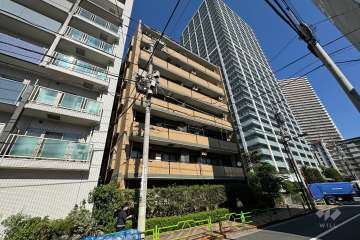 クレストフォルム月島セントラルコートの外観（南西側から）