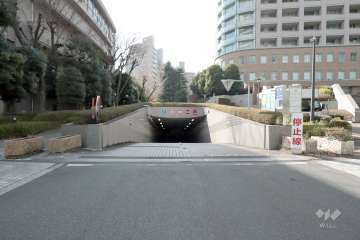 駐車場の出入り口