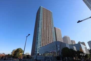 センチュリーパークタワー外観(北側から)