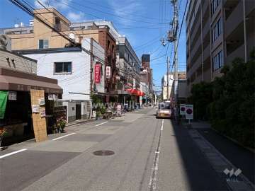 敷地北側の前面道路
