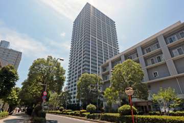 ザ・クレストタワー外観(北側から)