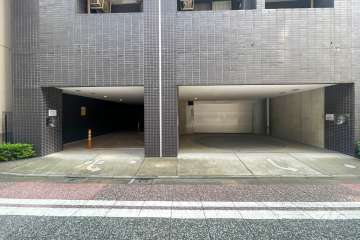 敷地内駐車場（屋内平面式）