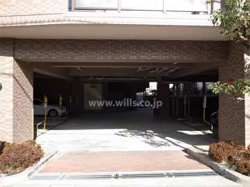 敷地内駐車場（敷地南側）　屋内機械式