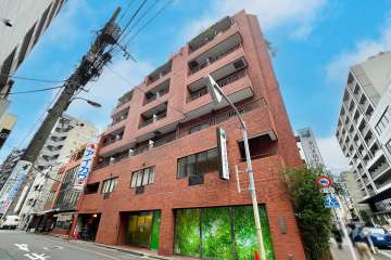 横山町ダイカンプラザの外観（南側から）