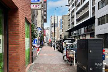 敷地南東側の前面道路
